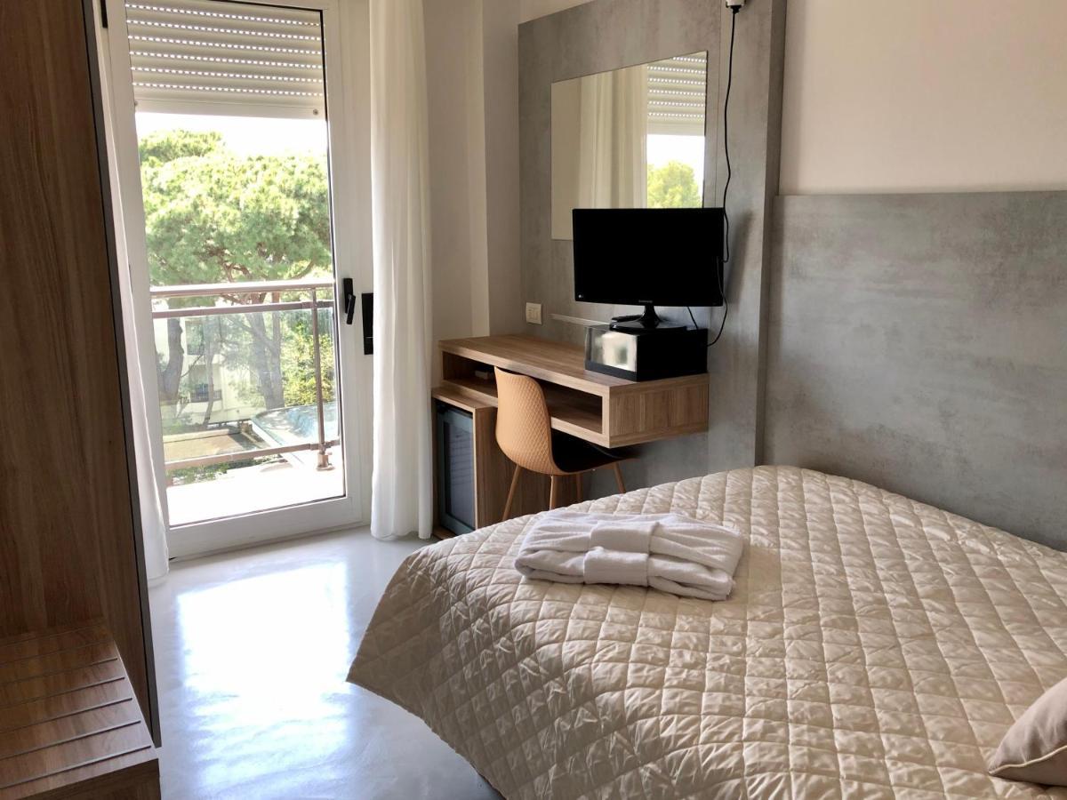 Hotel Maestri Riccione Luaran gambar