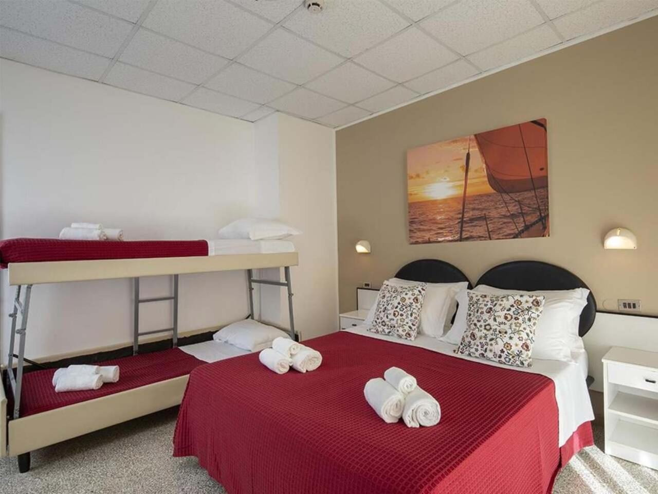 Hotel Maestri Riccione Luaran gambar