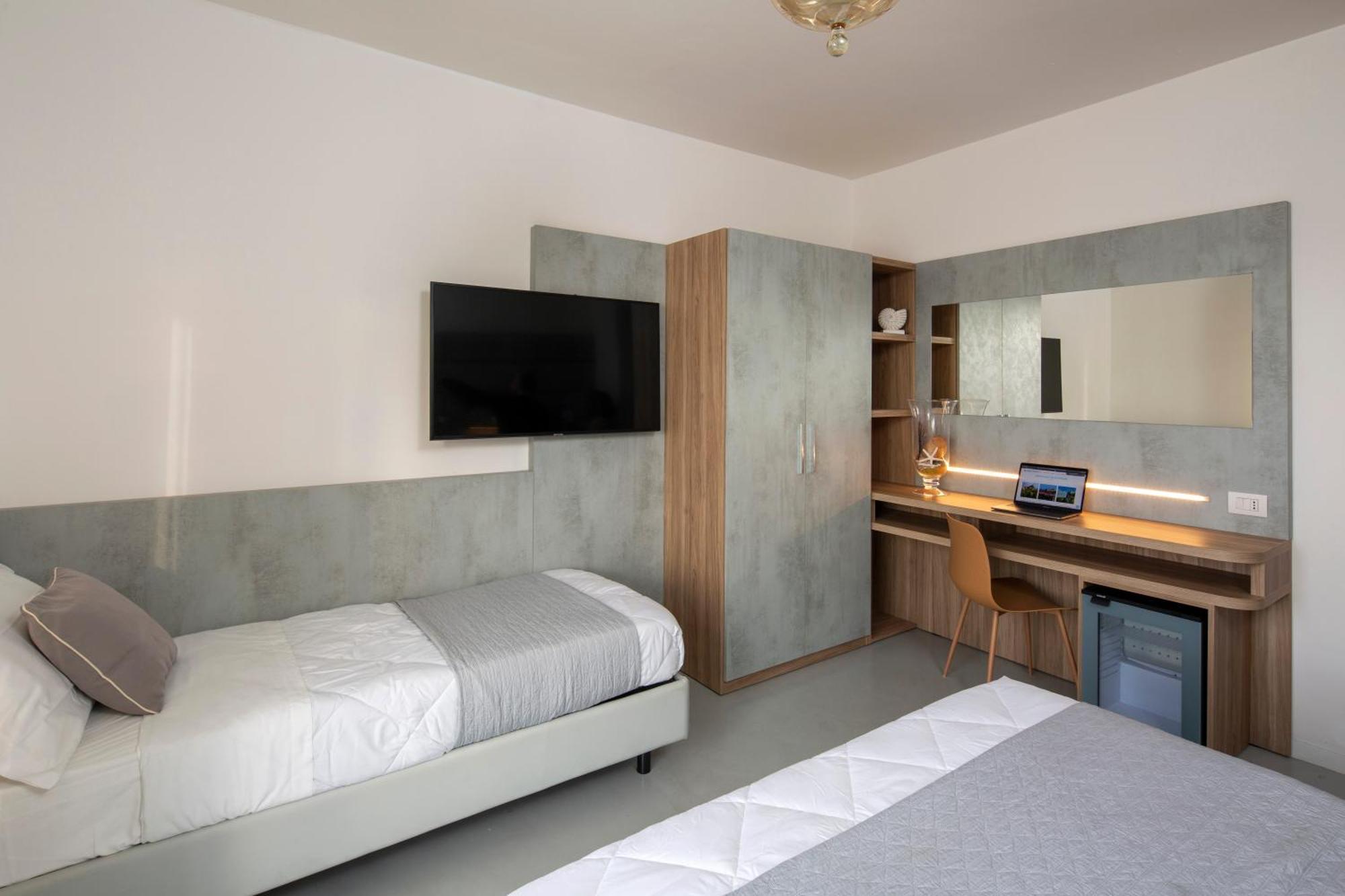 Hotel Maestri Riccione Luaran gambar