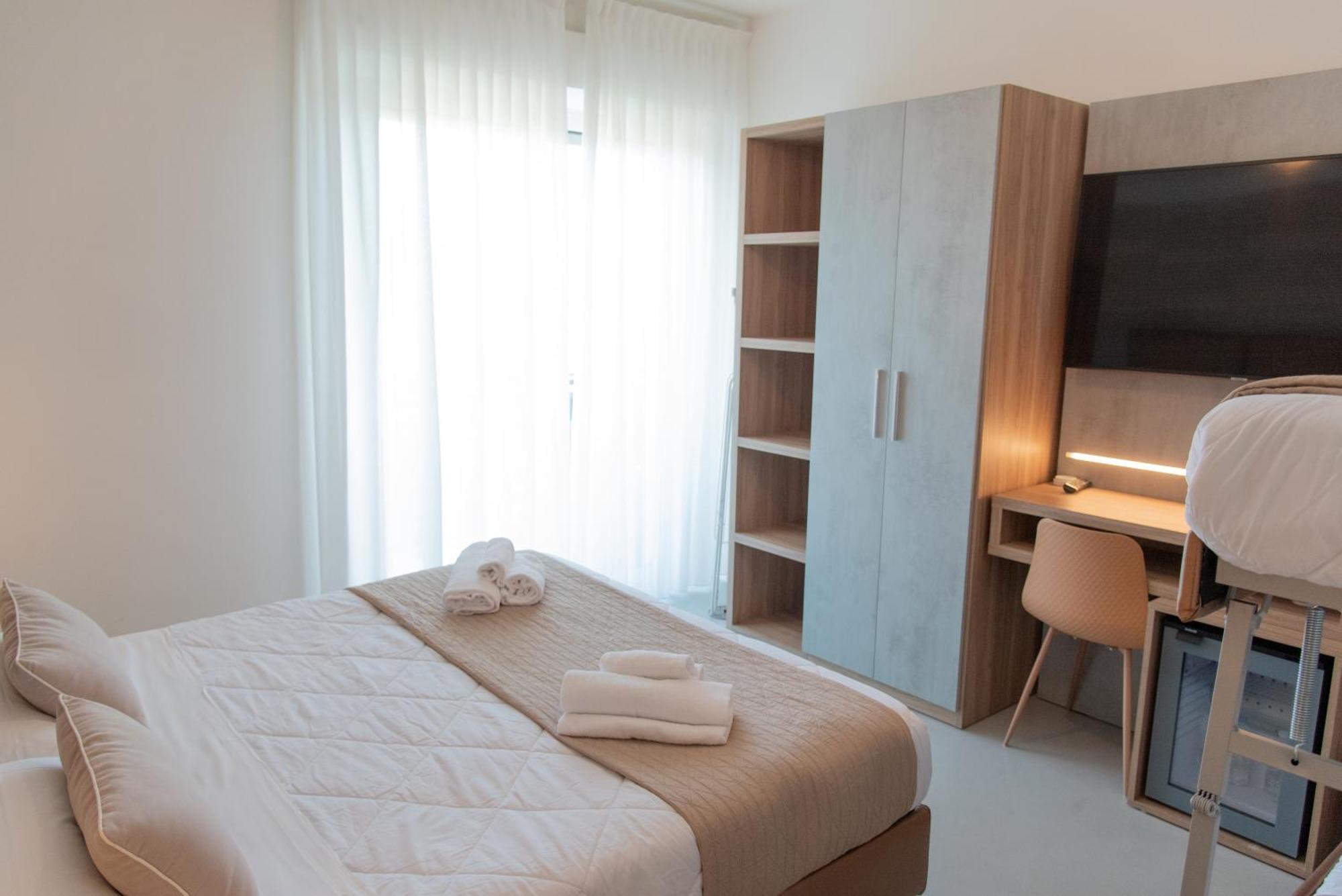 Hotel Maestri Riccione Luaran gambar