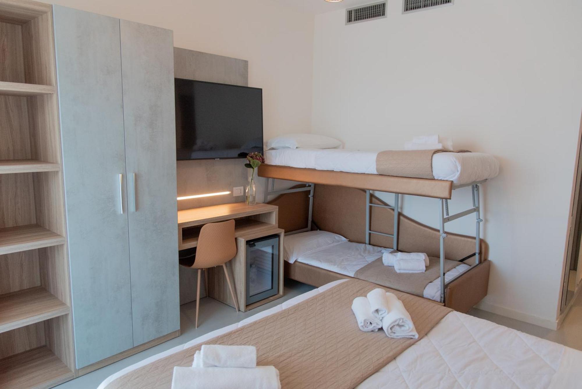 Hotel Maestri Riccione Luaran gambar