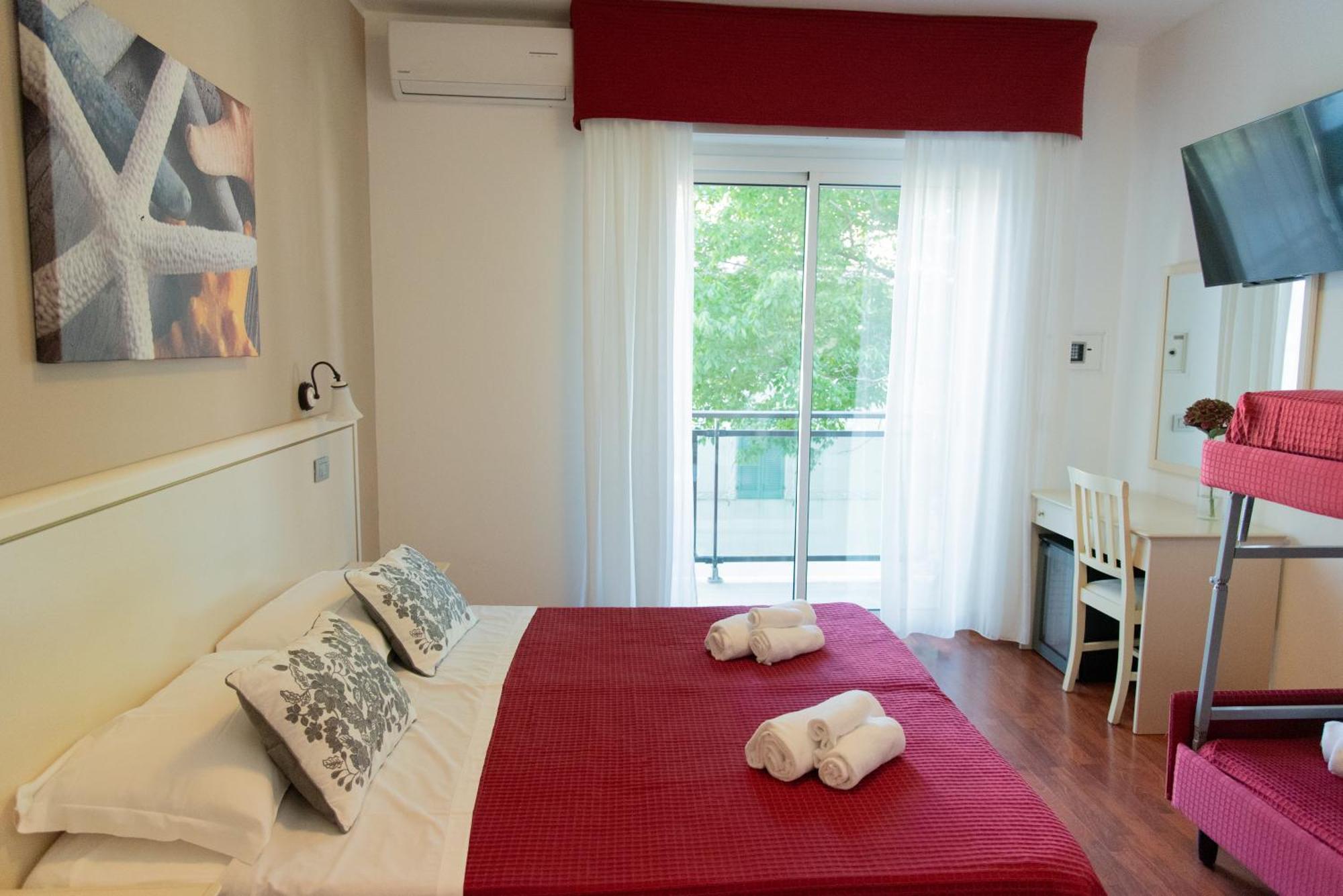 Hotel Maestri Riccione Luaran gambar