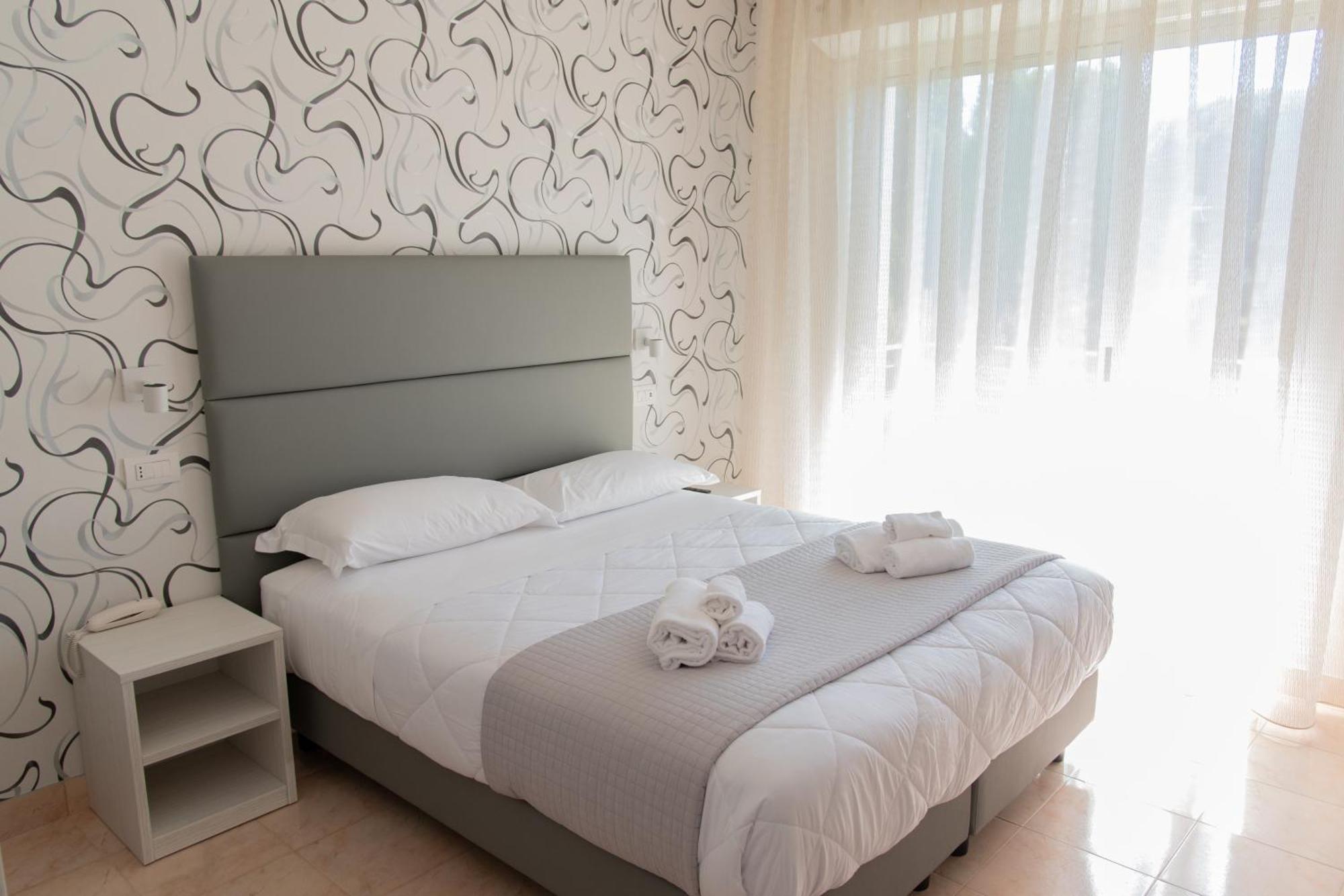 Hotel Maestri Riccione Luaran gambar